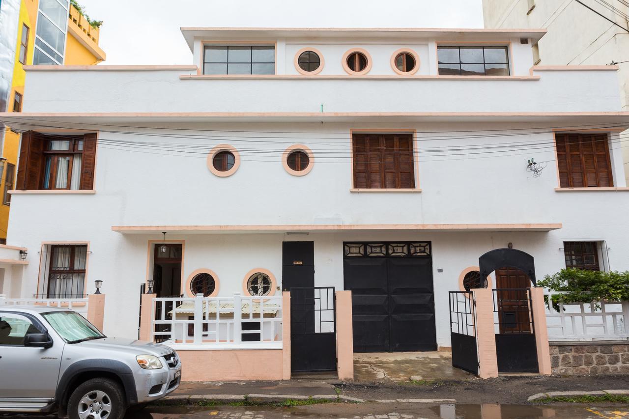 Hasambarana Apparthotel Antananarivo Buitenkant foto